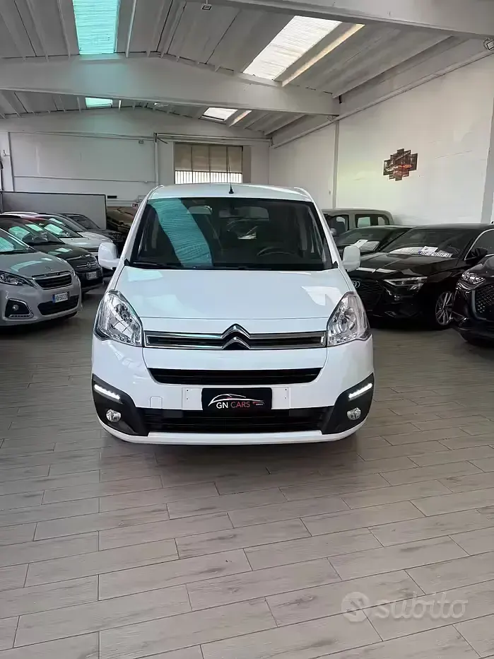 Usata Citroën Berlingo 110 CV (80 kW) 2016 Grigio Monovolume