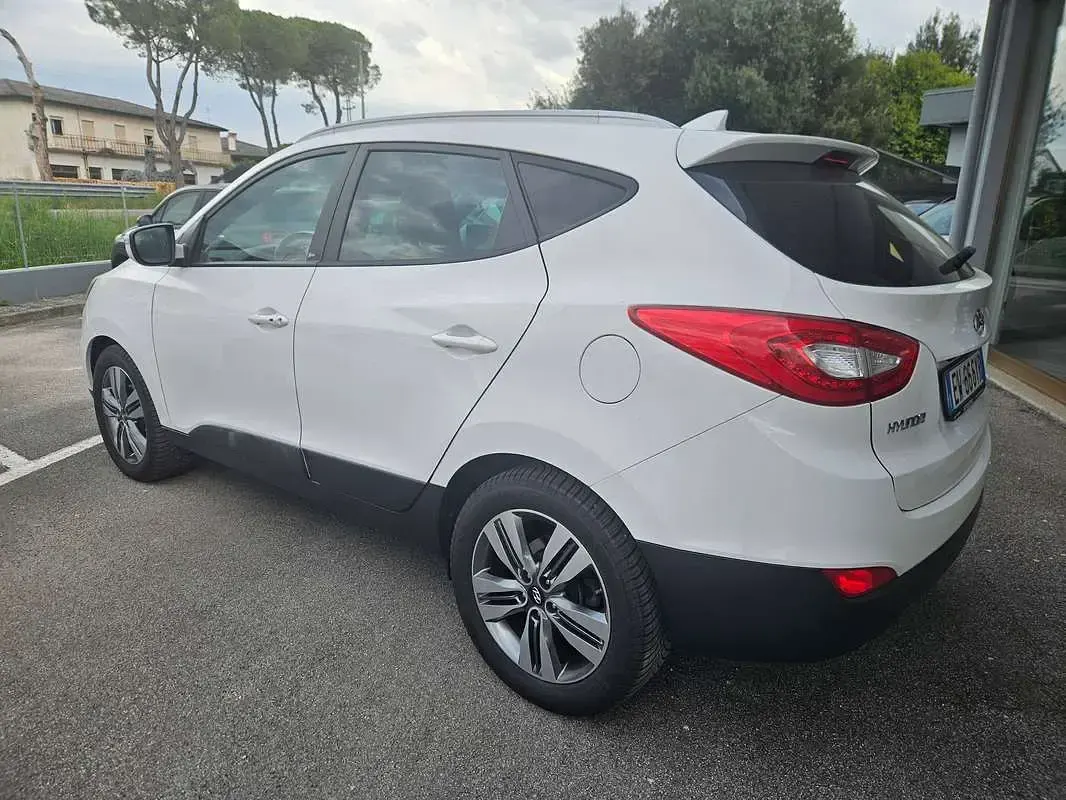 Käytetty Hyundai ix35 Xpossible 136 HP (100 kW) 2014 Valkoinen Katumaasturi