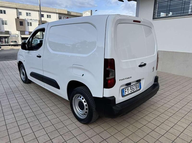 Usata Peugeot Partner 102 CV (75 kW) 2020 Other Monovolume