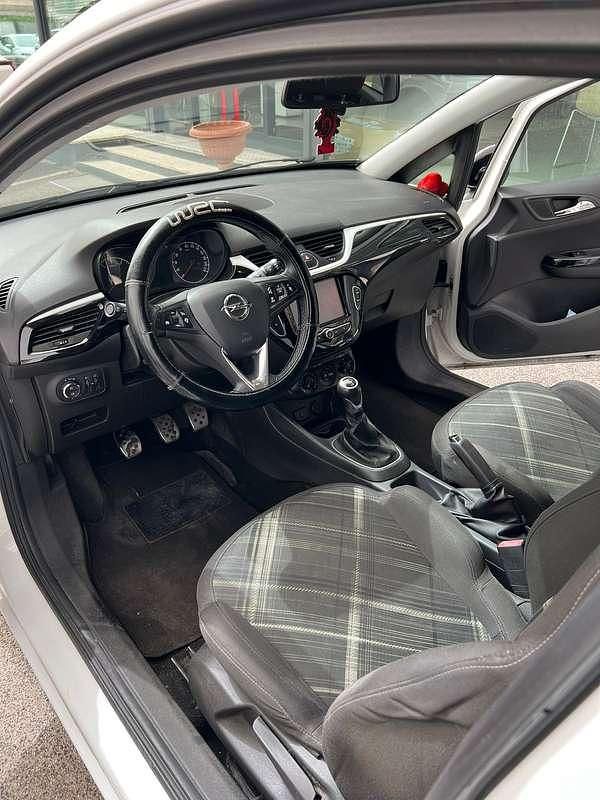 Usata Opel Corsa 90 CV (66 kW) 2017 Bianco Utilitaria