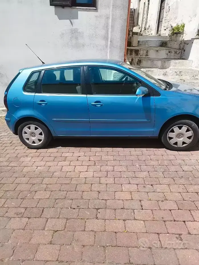 Usata VW Polo 80 CV (58 kW) 2005 Blu Utilitaria