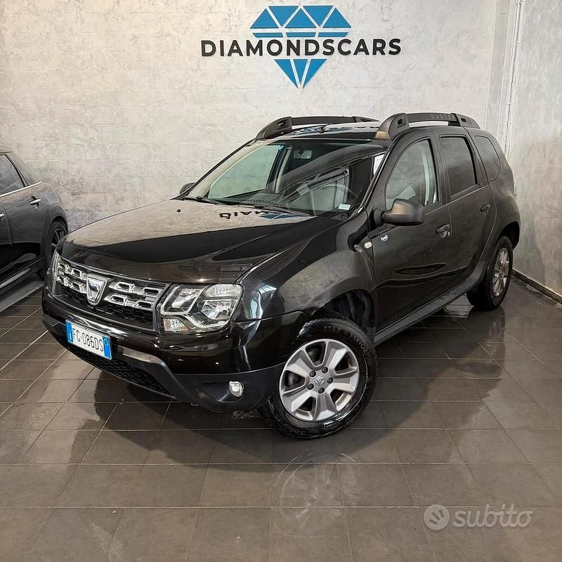 Usata Dacia Duster Lauréate 109 CV (80 kW) 2016 Nero SUV