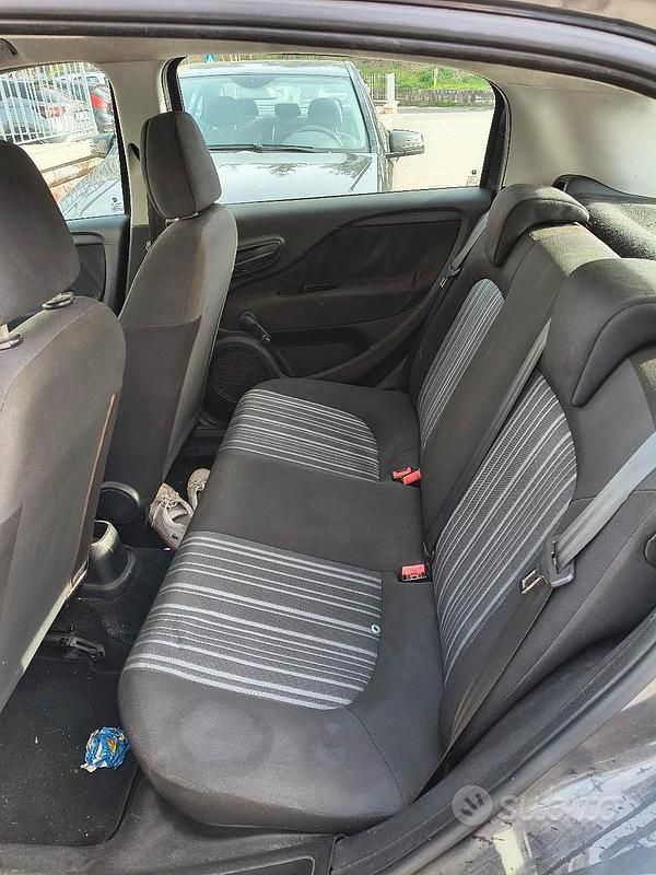 Usata Fiat Grande Punto 2011 Utilitaria