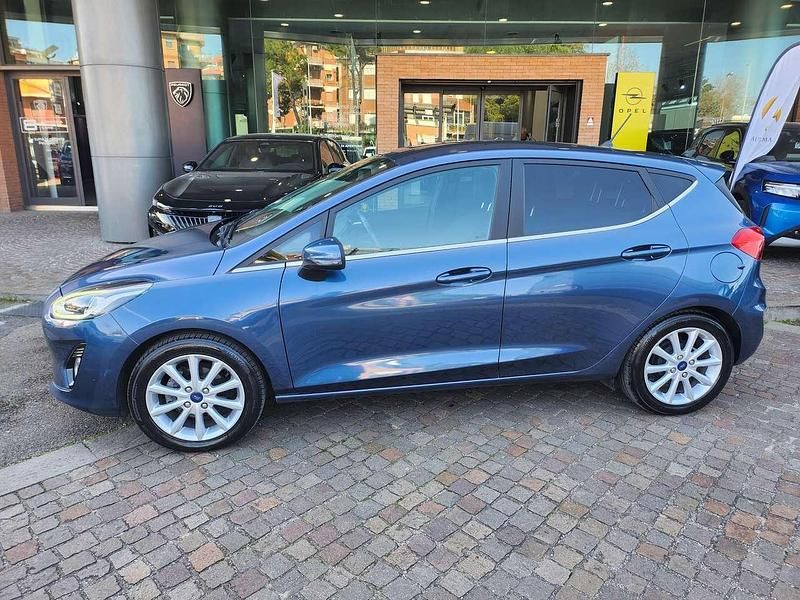 Usata Ford Fiesta Titanium 75 CV (55 kW) 2019 Blu/azzurro Utilitaria
