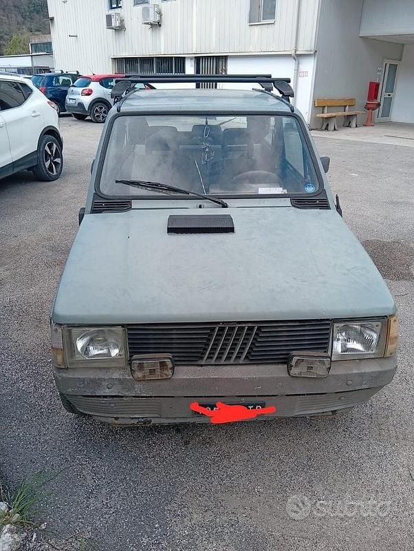 Usata Fiat Panda 4x4 48 CV (35 kW) 1983 Utilitaria