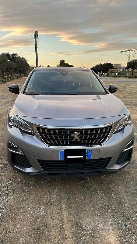 Usata Peugeot 3008 GT-line 120 CV (88 kW) 2017 Grigio SUV