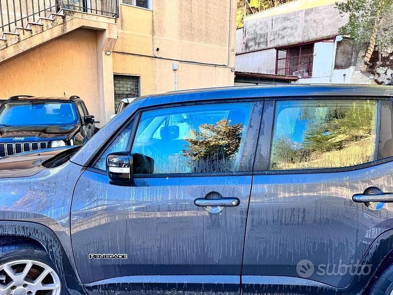 Usata Jeep Renegade Limited 130 CV (95 kW) 2023 Grigio SUV