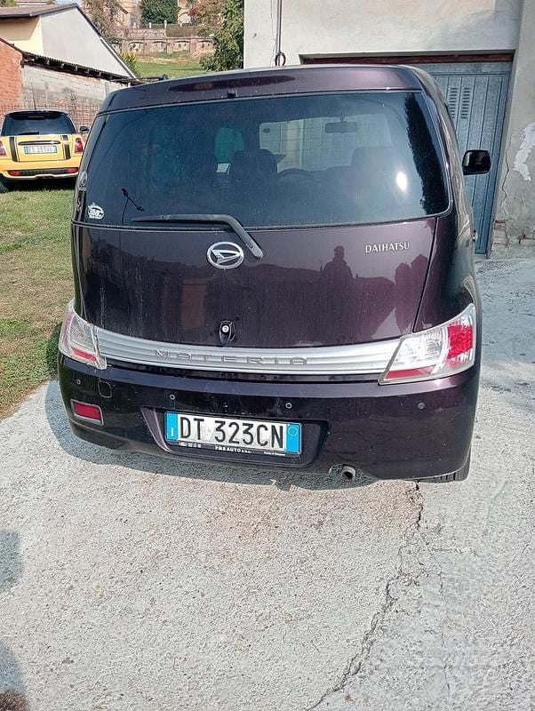 Usata Daihatsu Materia 103 CV (75 kW) 2008 Marrone Monovolume