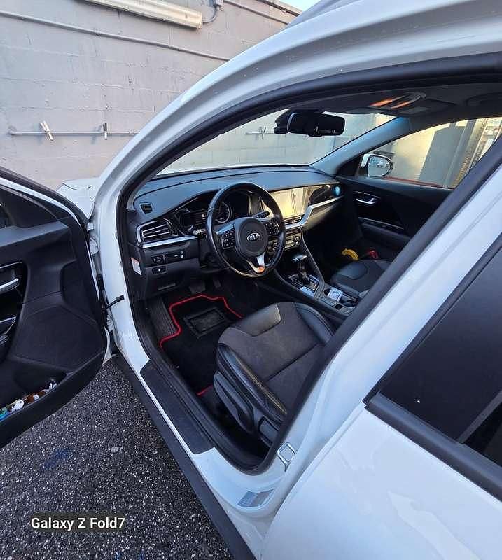 Usata Kia Niro Urban 141 CV (103 kW) 2021 Bianco SUV