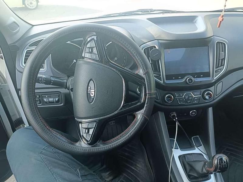 Usata 2019 DR DR6 SUV | 13.200 € (Molto cara) - Immagine 1/4