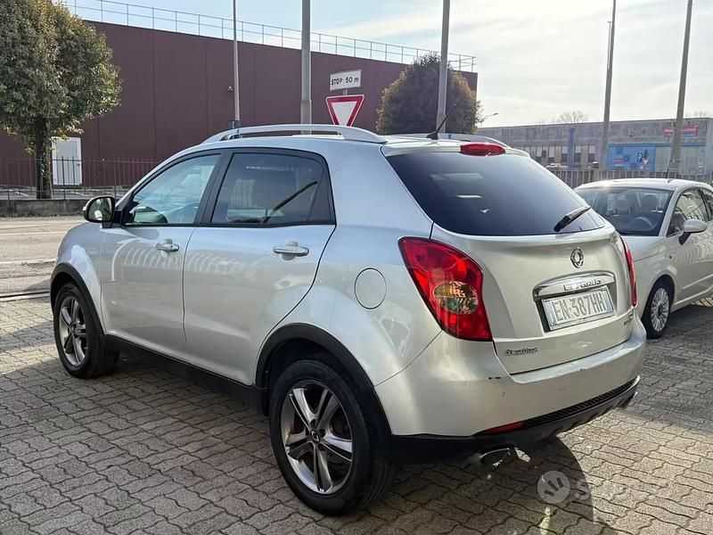 Usata Ssangyong (KGM) Korando 175 CV (128 kW) 2012 Grigio SUV