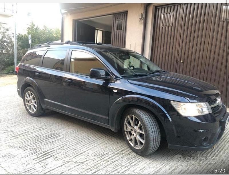 Usata Fiat Freemont 170 CV (125 kW) 2012 Blu SUV