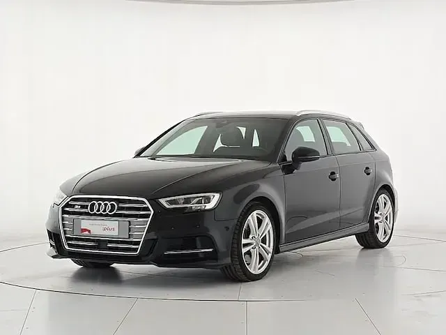 Usata Audi S3 Comfort 300 CV (220 kW) 2019 Berlina
