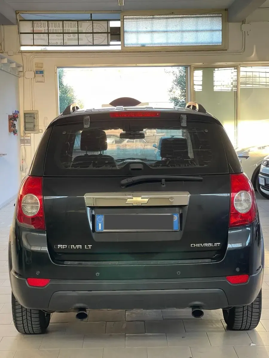 Usata Chevrolet Captiva LTZ 150 CV (110 kW) 2010 Nero SUV