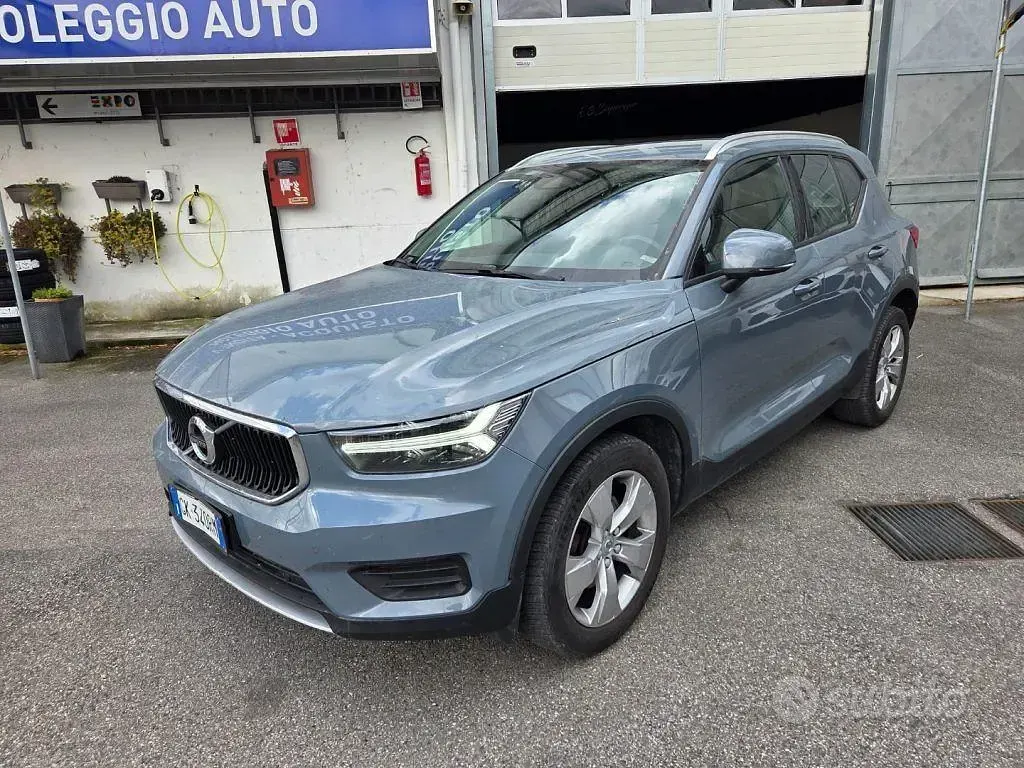 Usata Volvo XC40 Plus 197 CV (144 kW) 2022 Azzurro SUV