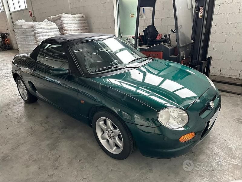Usata MG F 120 CV (88 kW) 1997 Verde Cabrio