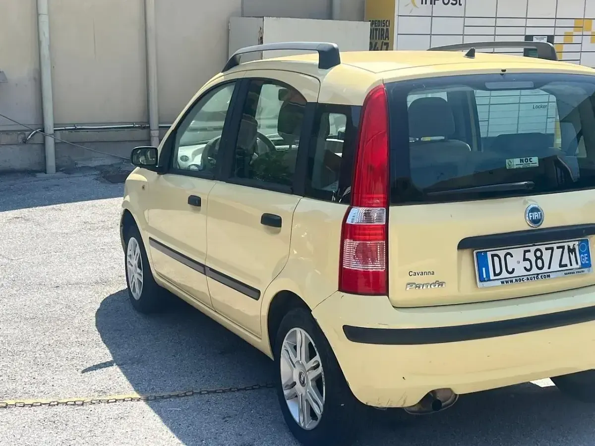 Usata Fiat Panda Emotion 69 CV (50 kW) 2007 Giallo Utilitaria