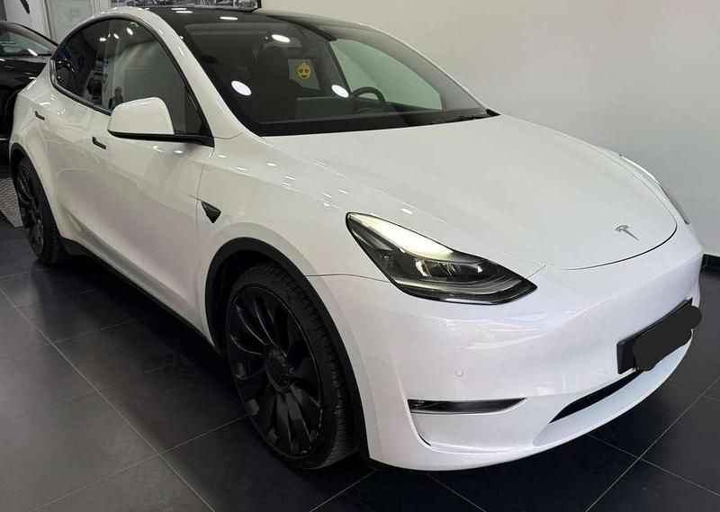 Usata 2022 Tesla Model Y Performance SUV | 39.900 € (Buon prezzo) - Immagine 1/4