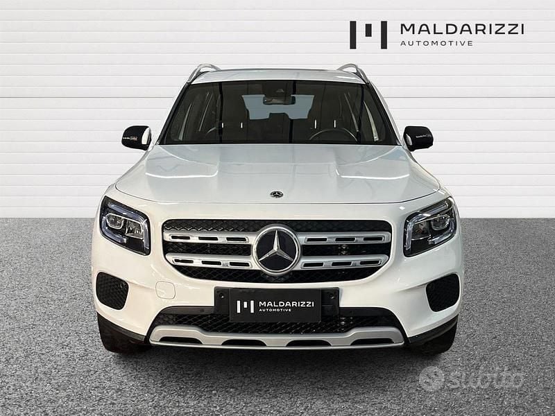 Usata Mercedes GLB200 Business 150 CV (110 kW) 2022 Bianco SUV