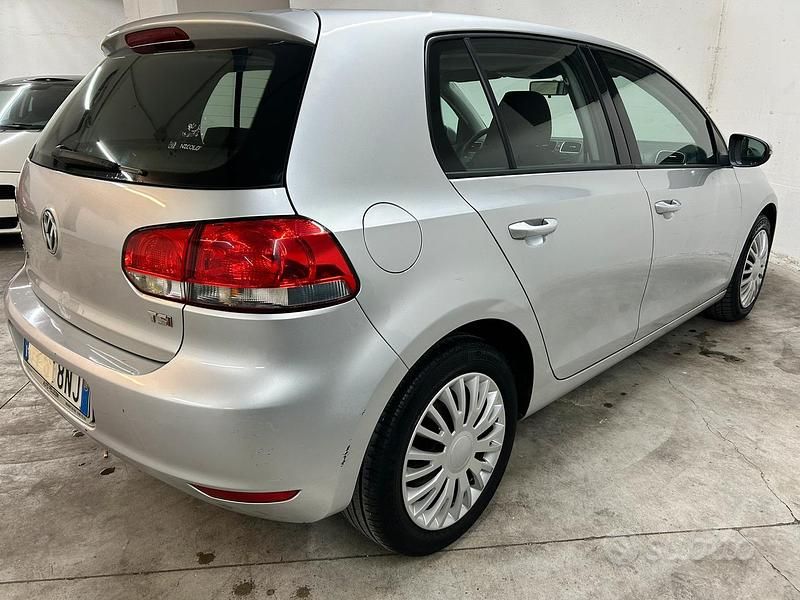 Usata VW Golf VI 122 CV (89 kW) 2009 Grigio Utilitaria