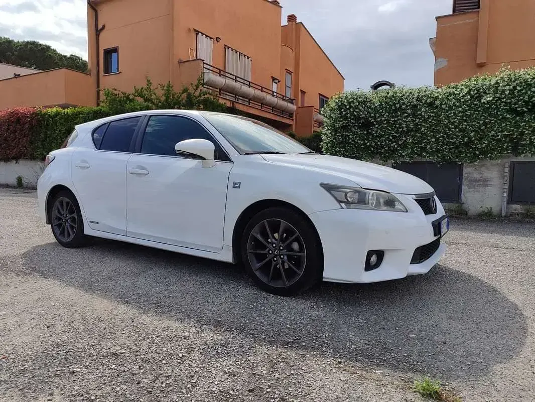 Usata Lexus CT200h Sport Line 99 CV (72 kW) 2011 Berlina