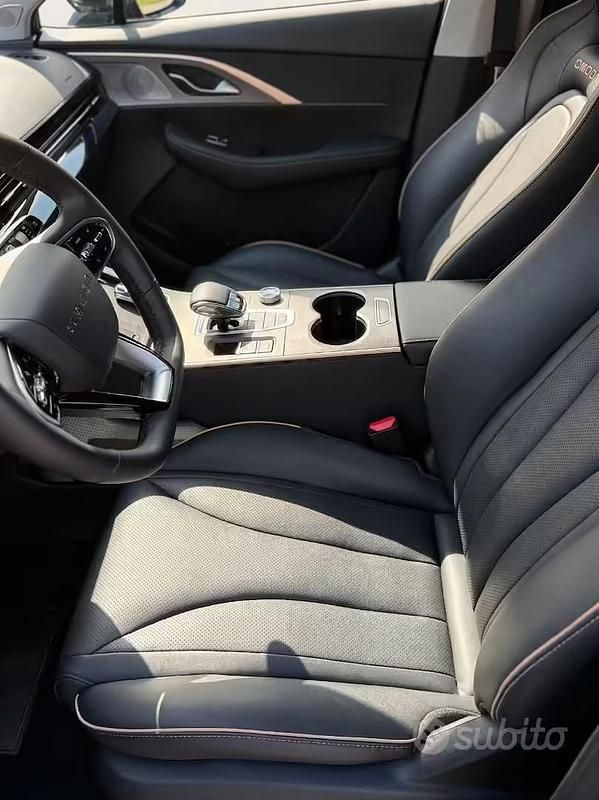 Usata Omoda 5 224 CV (164 kW) 2025 Blu SUV