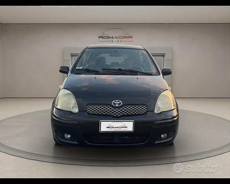 Usata Toyota Yaris 75 CV (55 kW) 2005 Nero Berlina