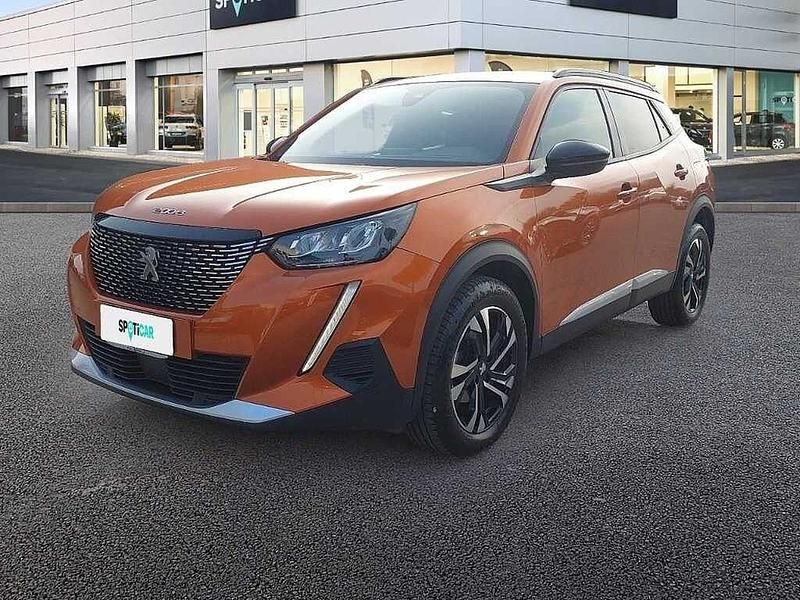 Usata Peugeot 2008 Allure 110 CV (80 kW) 2022 Arancione SUV
