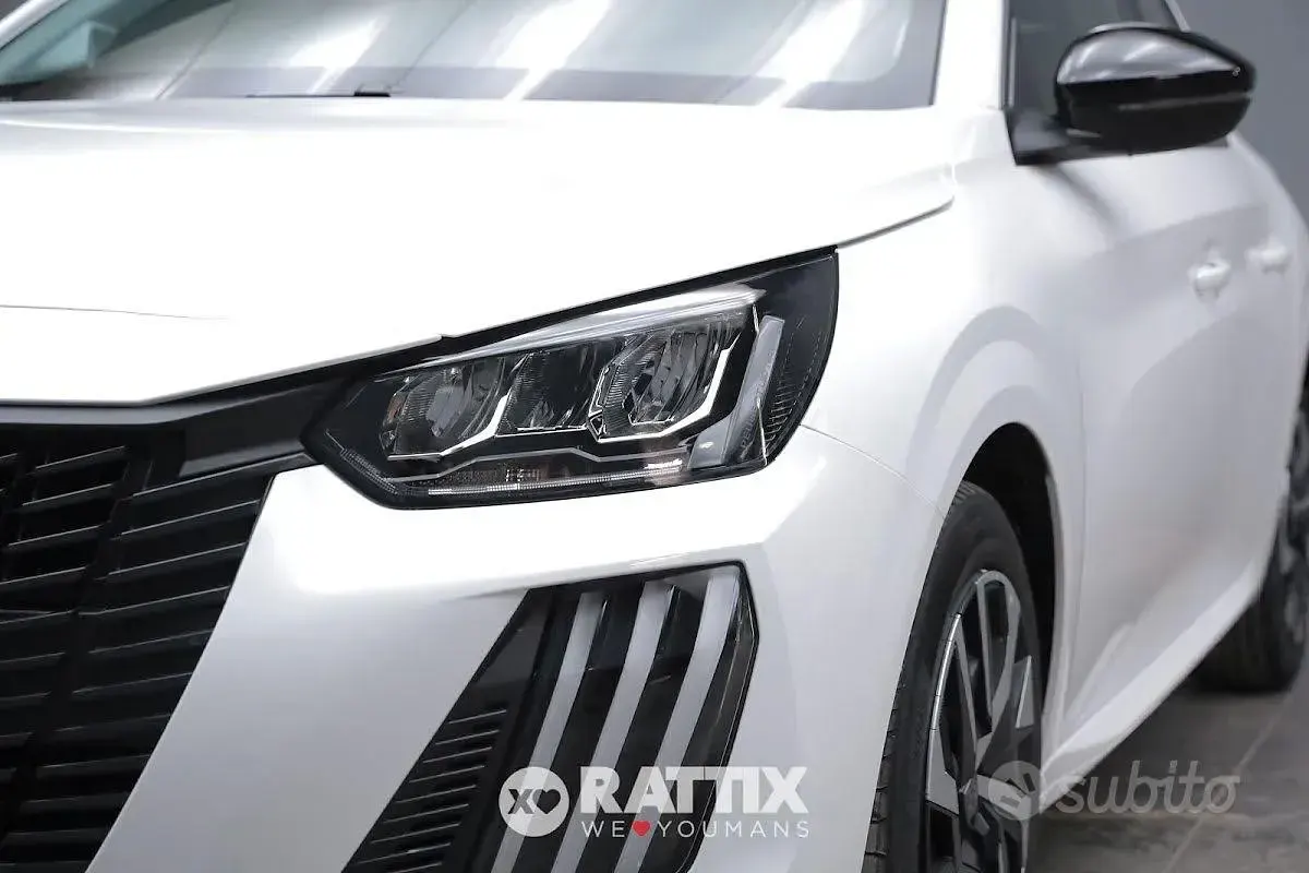 Usata Peugeot 208 Style 101 CV (74 kW) 2025 Bianco banchisa Utilitaria