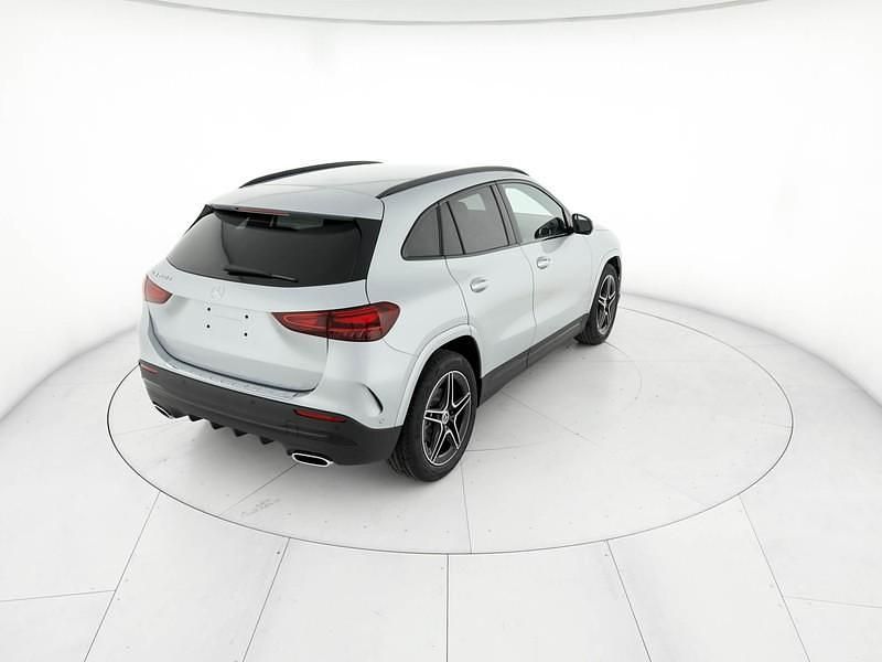 Nuova Mercedes GLA200 AMG line 150 CV (110 kW) 2026 Argento SUV