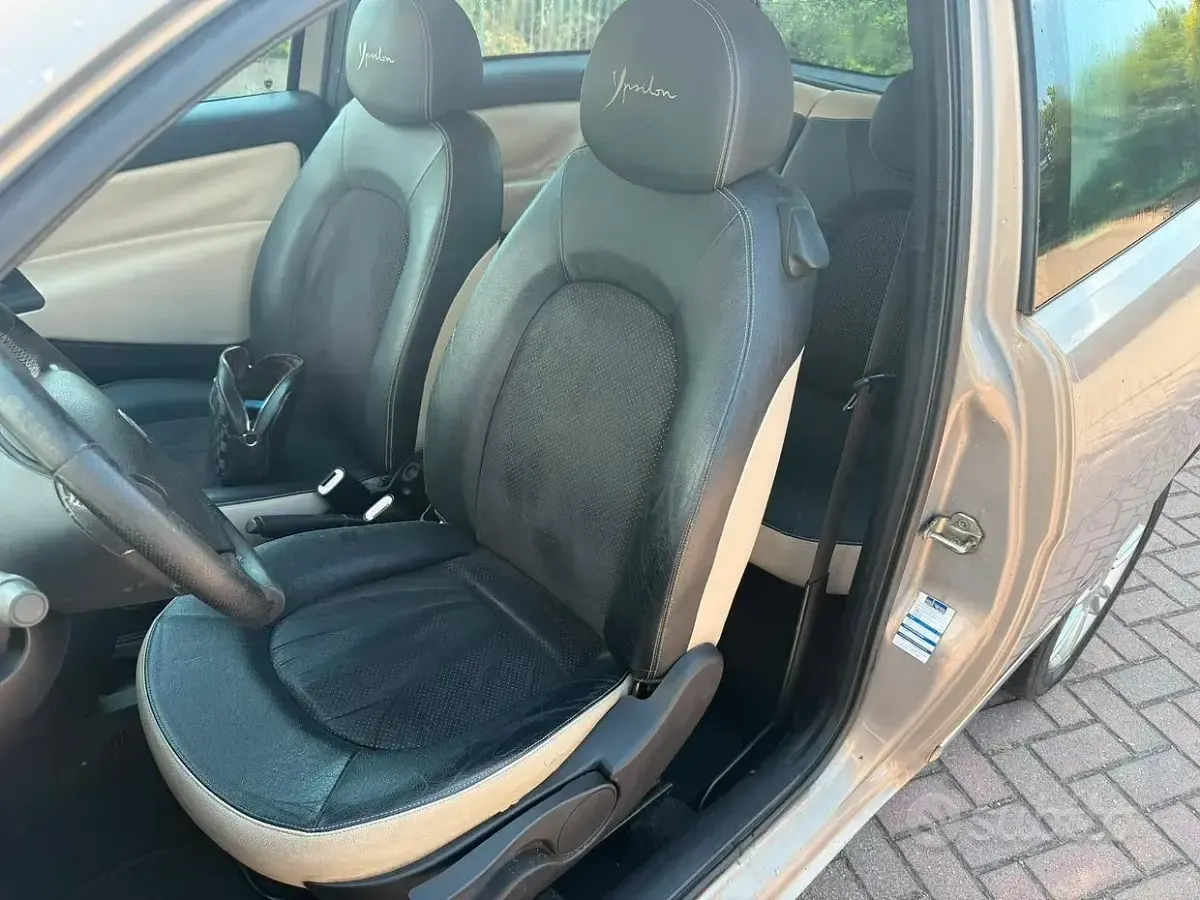 Usata Lancia Ypsilon 77 CV (56 kW) 2009 Marrone Utilitaria