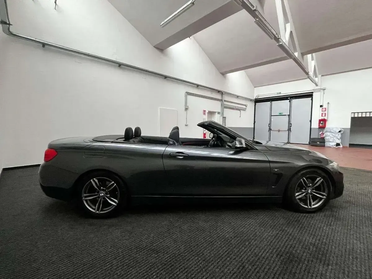 Usata BMW 420 Sport Line 184 CV (135 kW) 2015 Grigio Cabrio