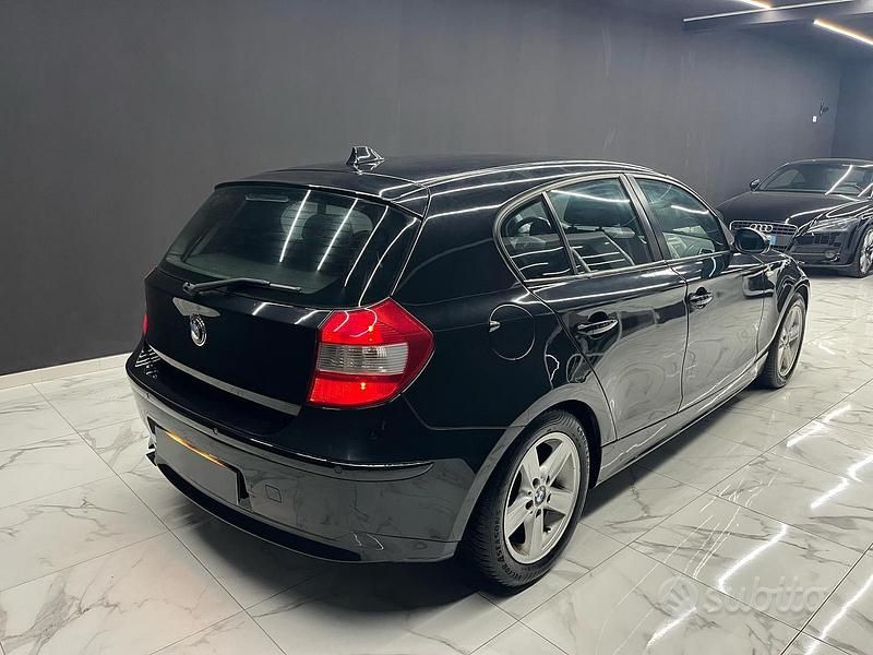 Usata BMW 116 Efficient Dynamics 116 CV (85 kW) 2004 Nero Utilitaria