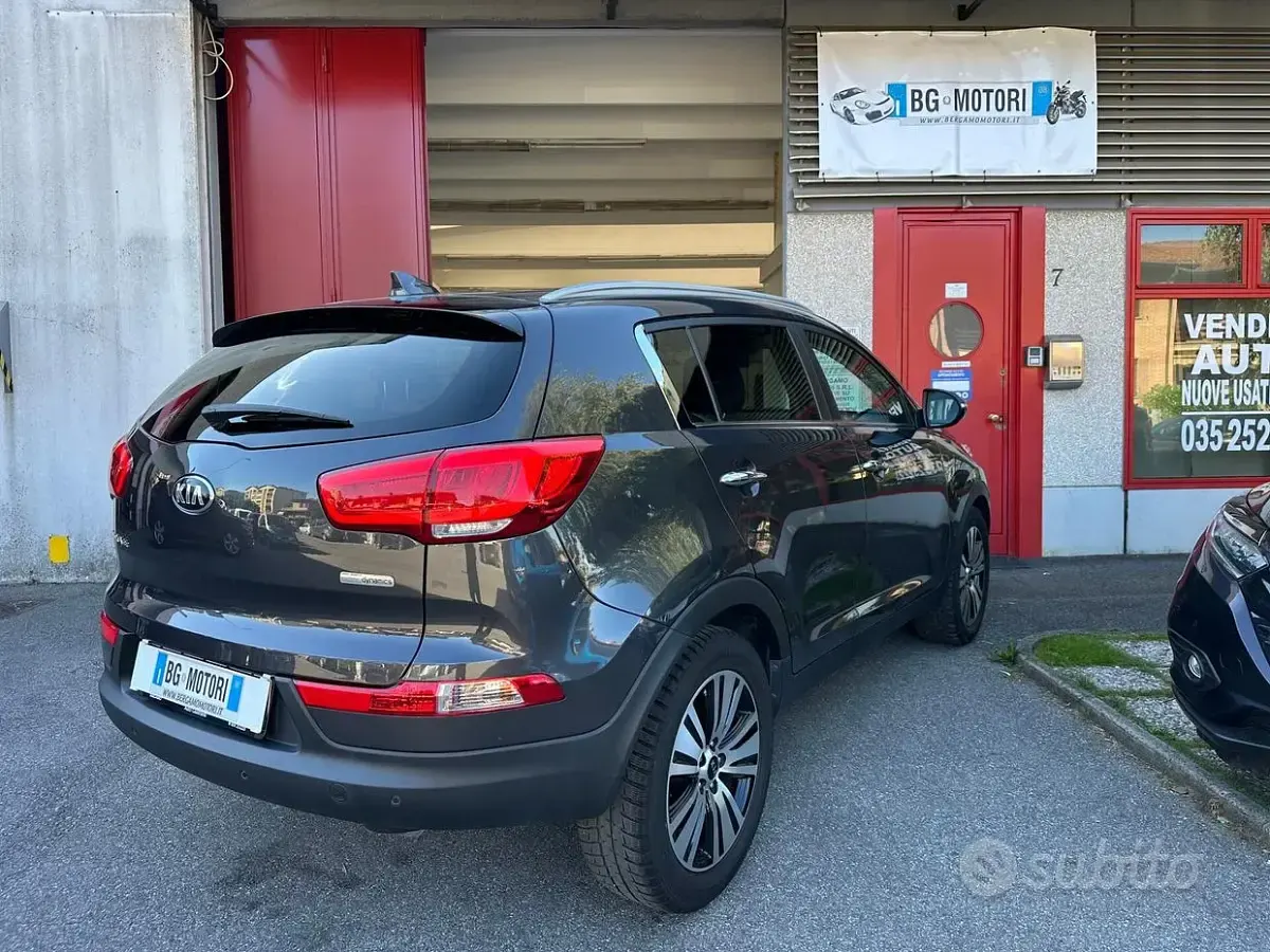 Usata Kia Sportage 116 CV (85 kW) 2016 Grigio SUV