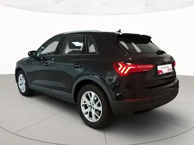 Usata Audi Q3 Business 150 CV (110 kW) 2023 Nero mito metallizzato SUV