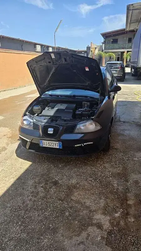 Usata Seat Ibiza 71 CV (52 kW) 2007 Nero Utilitaria