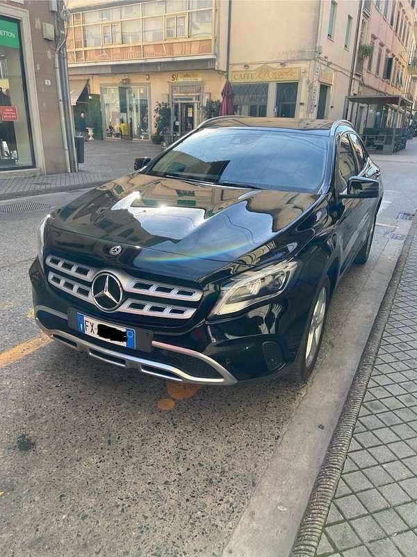 Usata Mercedes CLA200 Business 136 CV (100 kW) 2019 Berlina