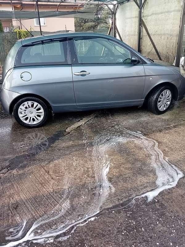 Usata Lancia Ypsilon 60 CV (44 kW) 2008 Utilitaria