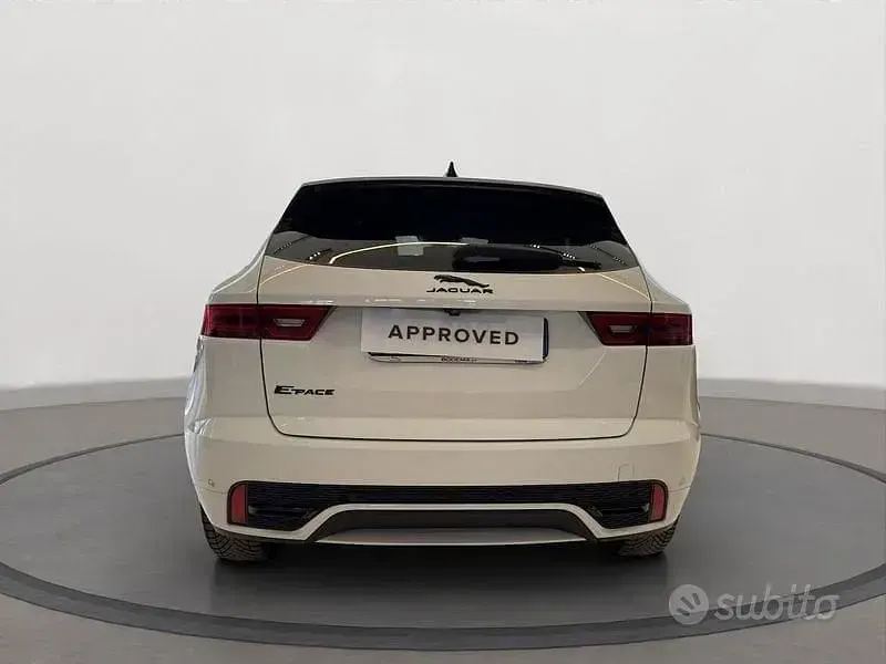 Usata Jaguar E-Pace R-Dynamic 2021 Bianco SUV