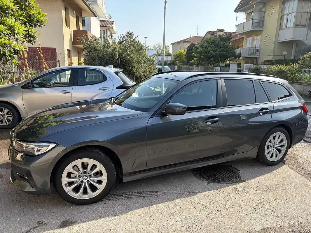 Usata BMW 320 190 CV (139 kW) 2022 Grigio Station wagon
