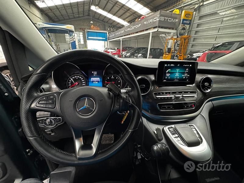 Usata Mercedes V250 Avantgarde 190 CV (139 kW) 2022 Verde Monovolume