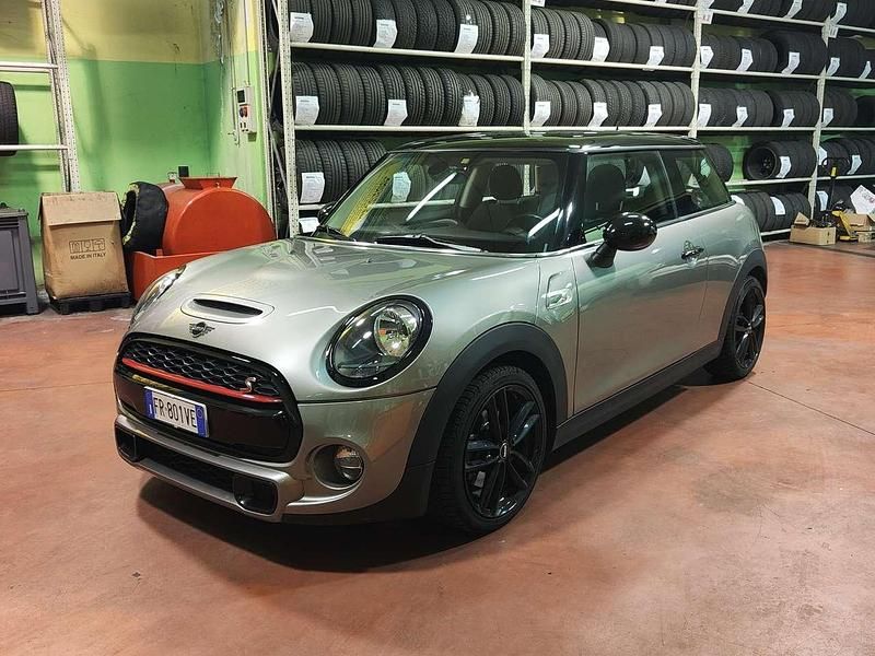 Usata Mini Cooper S 192 CV (141 kW) 2018 Grigio Utilitaria