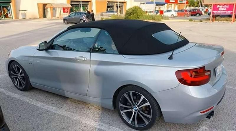 Usata BMW 220 Sport Line 190 CV (139 kW) 2015 Argento Cabrio