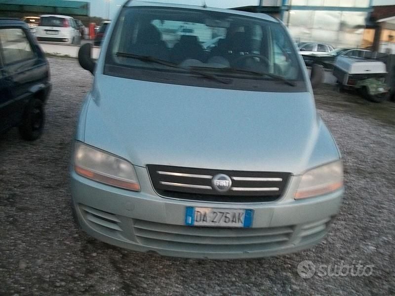 Usata Fiat Multipla Dynamic 103 CV (75 kW) 2006 Verde Monovolume