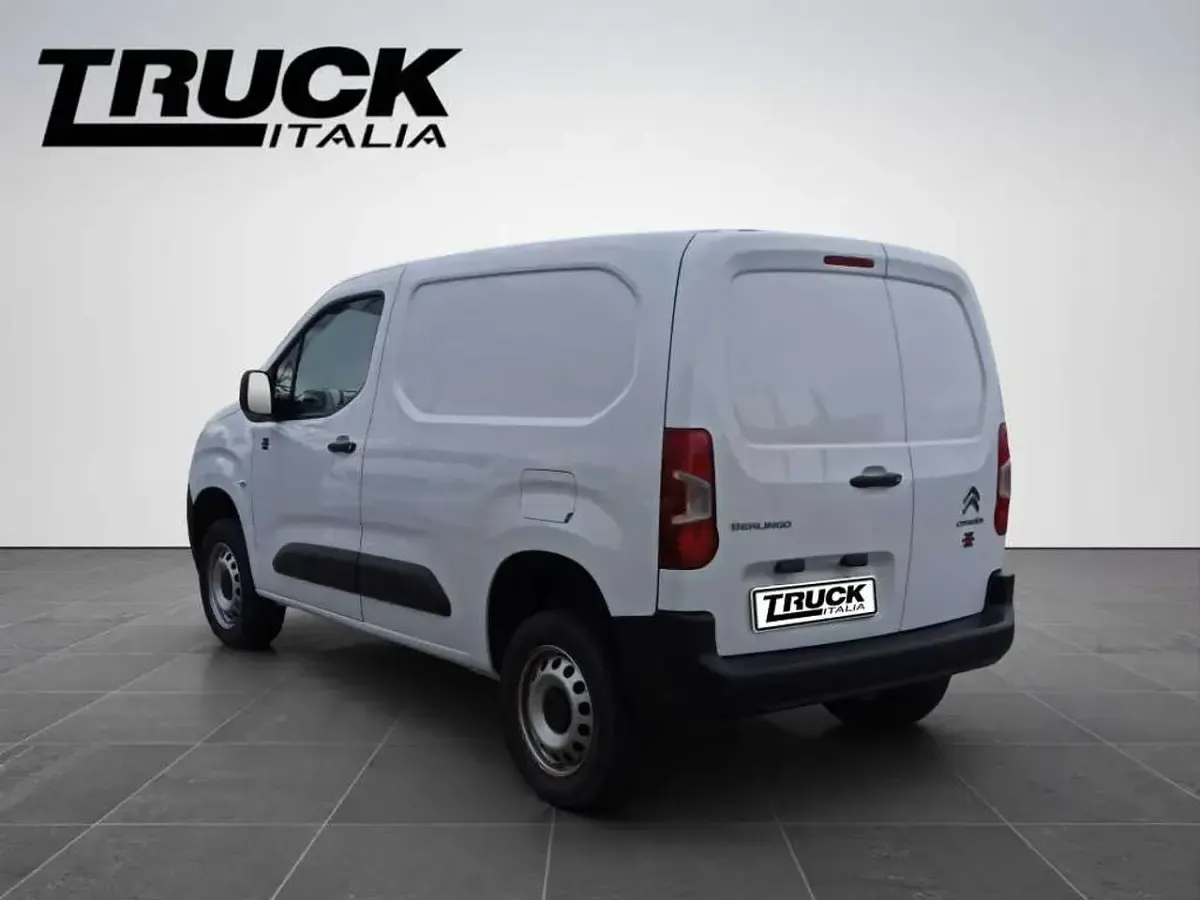 Usata Citroën Berlingo 102 CV (75 kW) 2024 Bianco Monovolume