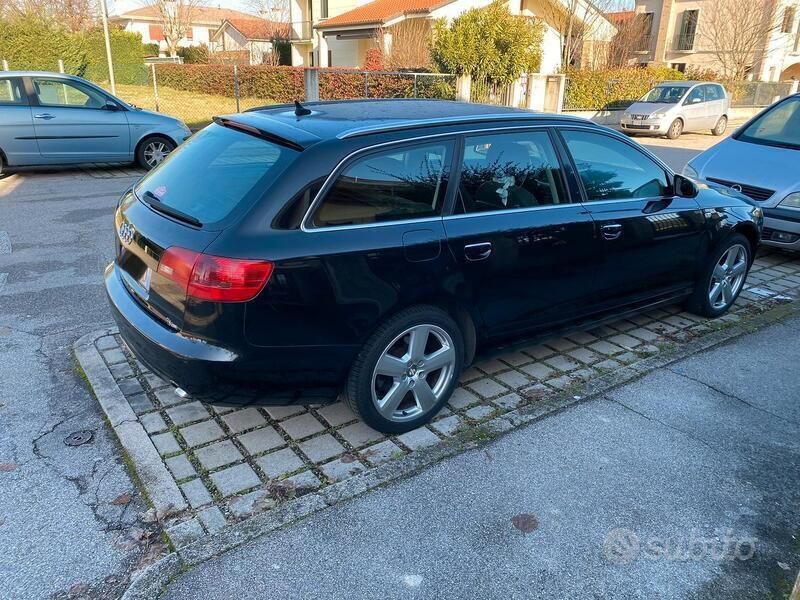 Usata Audi A6 140 CV (102 kW) 2008 Nero Station wagon