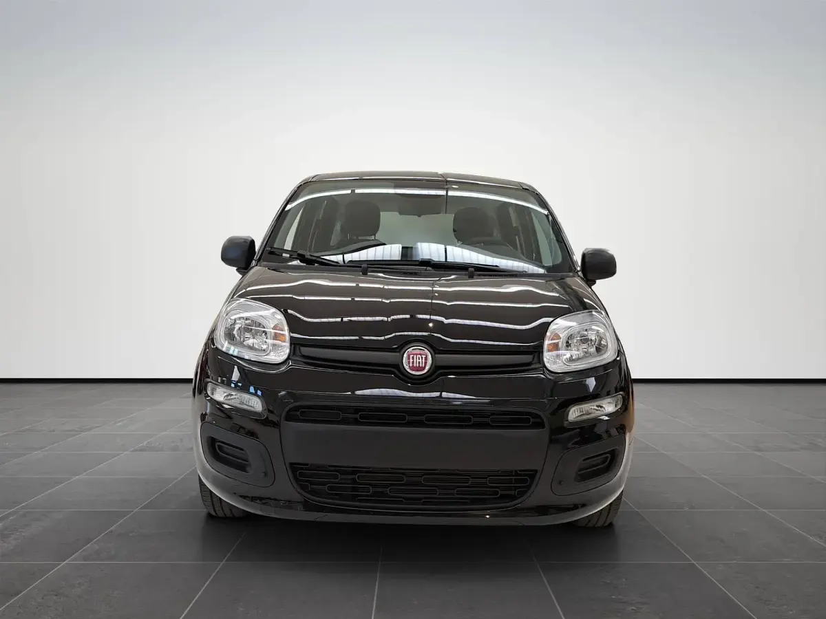 Nuova Fiat Panda Icon 65 CV (47 kW) 2026 Nero cinema pastello Utilitaria