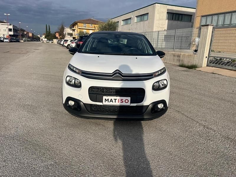 Usata Citroën C3 Shine 74 CV (54 kW) 2018 Bianco Utilitaria