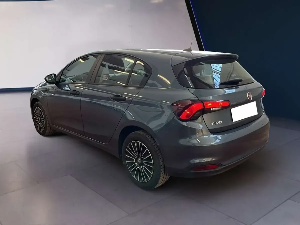 Usata Fiat Tipo 131 CV (96 kW) 2024 Blu/azzurro Utilitaria