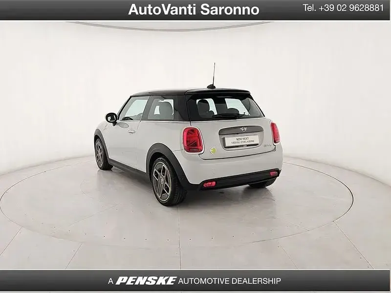 Usata Mini Cooper SE 135 kW (184 CV) 2020 Bianco Utilitaria